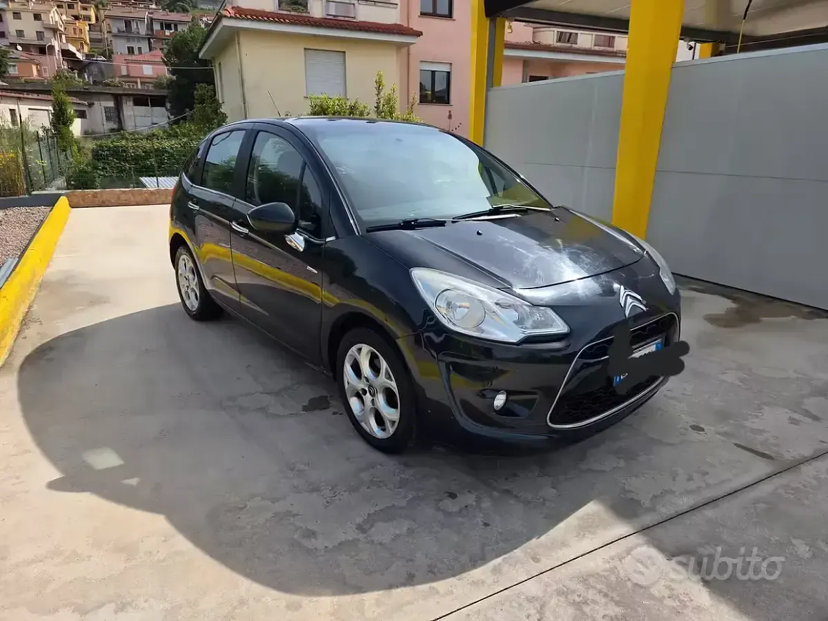 Usata Citroën C3 Exclusive 68 CV (50 kW) 2012 Nero Berlina