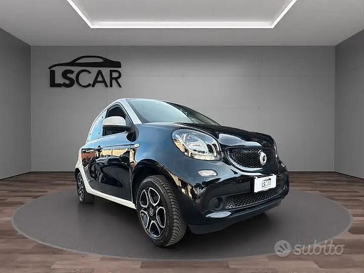 Nero Usata 2019 Smart ForFour Passion Due volumi | 12.990 € (Ottimo prezzo) - Immagine 1/4