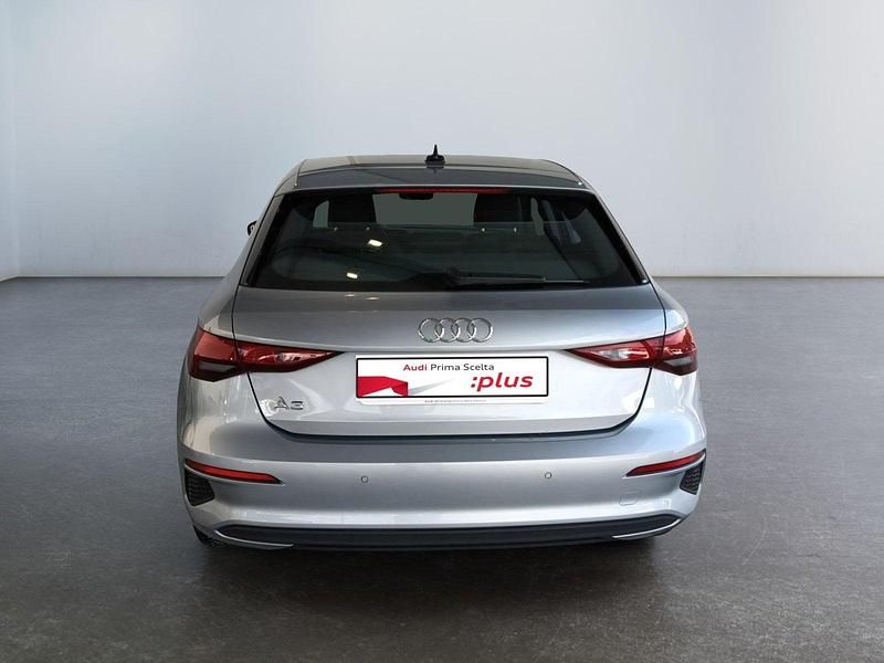 Usata Audi A3 Sportback Business 116 CV (85 kW) 2024 Argento Utilitaria