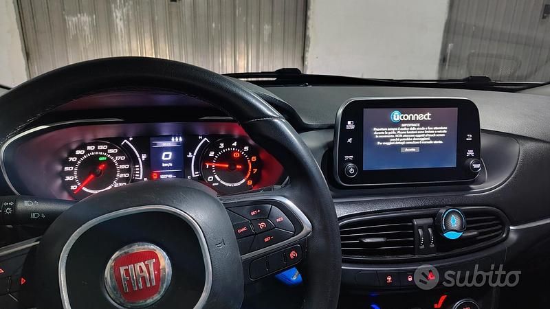 Usata Fiat Tipo 120 CV (88 kW) 2018 Bianco Utilitaria