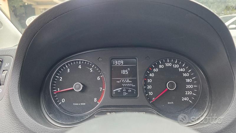 Usata VW Polo Sound 60 CV (44 kW) 2013 Bianco Utilitaria