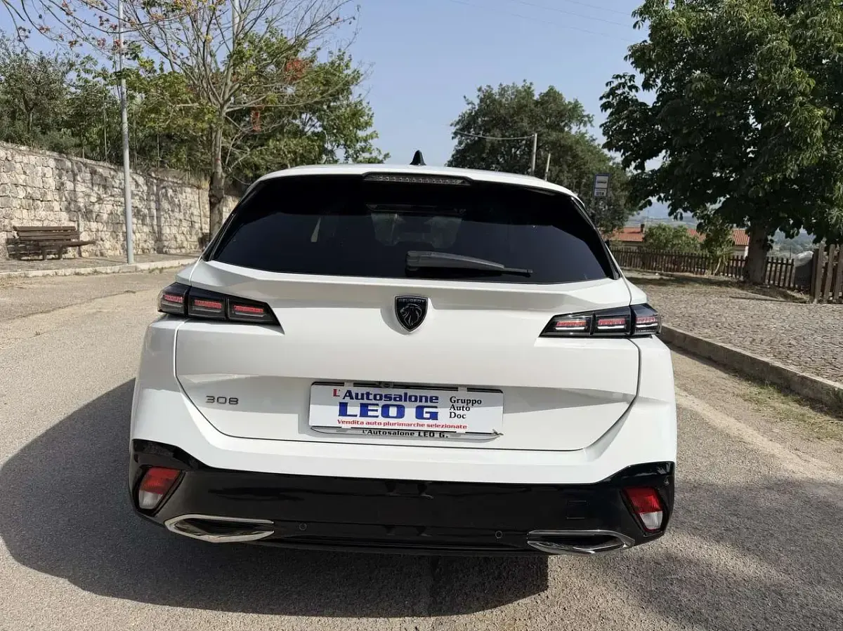 Usata Peugeot 308 SW Allure 131 CV (96 kW) 2023 Bianco Station wagon