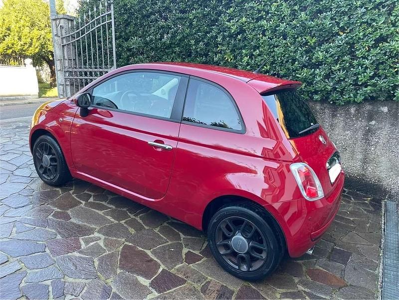 Usata Fiat 500 Lounge 69 CV (50 kW) 2008 Rosso Utilitaria