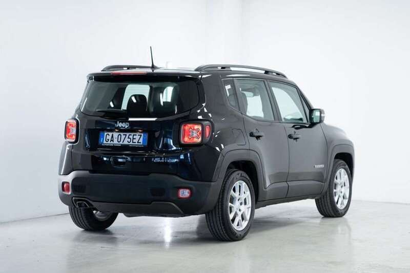 Usata Jeep Renegade Limited 140 CV (102 kW) 2020 Null SUV