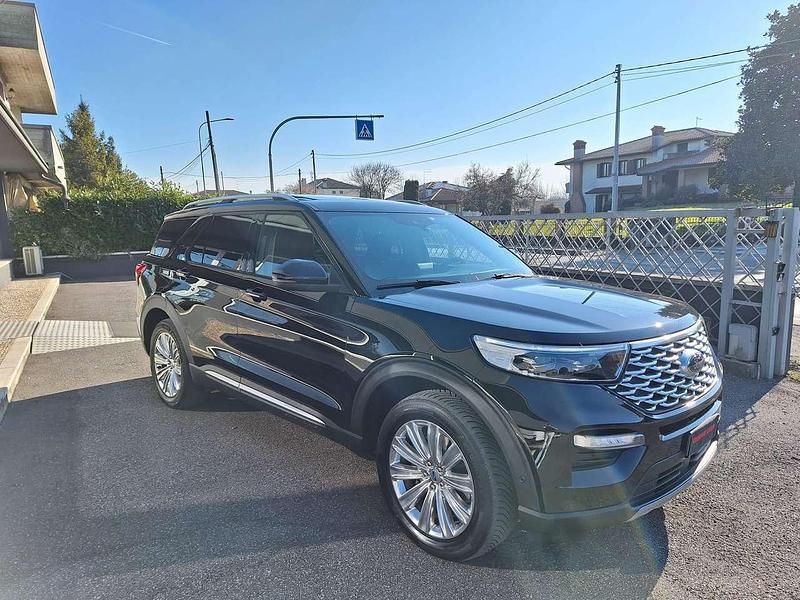 Usata Ford Explorer Platinum 363 CV (266 kW) 2022 Nero SUV
