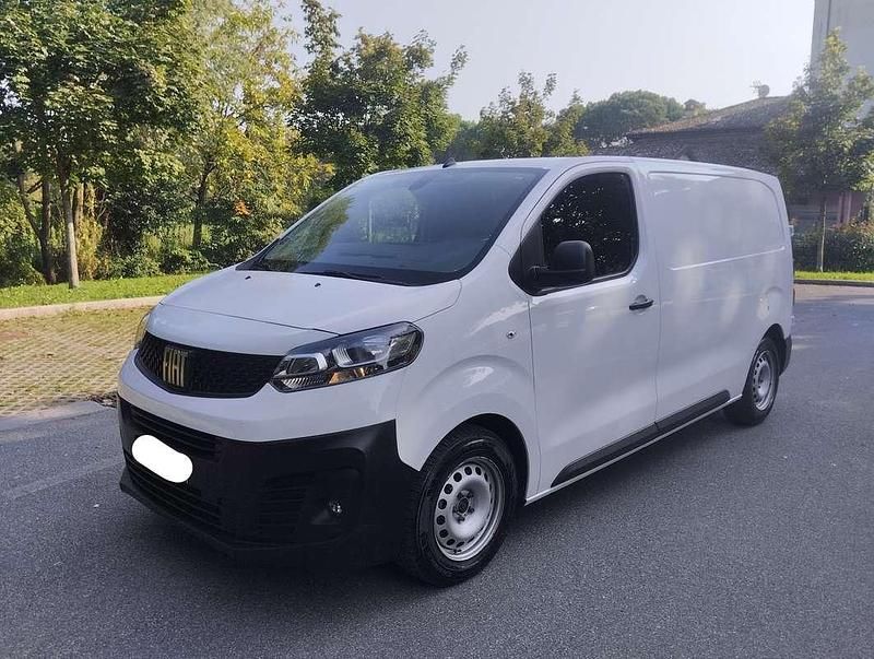 Bianco Usata 2022 Fiat Scudo Furgone | 16.900 € (Ottimo prezzo) - Immagine 1/4