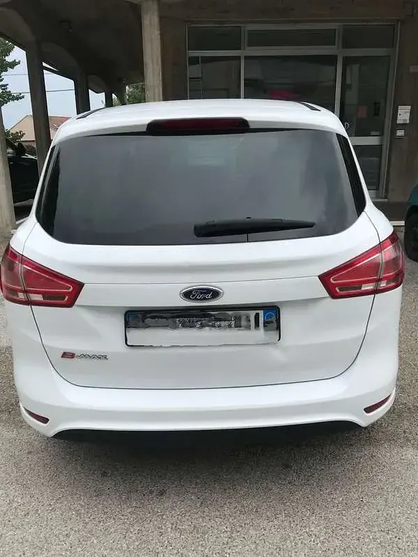 Usata Ford B-MAX Business Edition 86 CV (63 kW) 2014 Bianco Monovolume