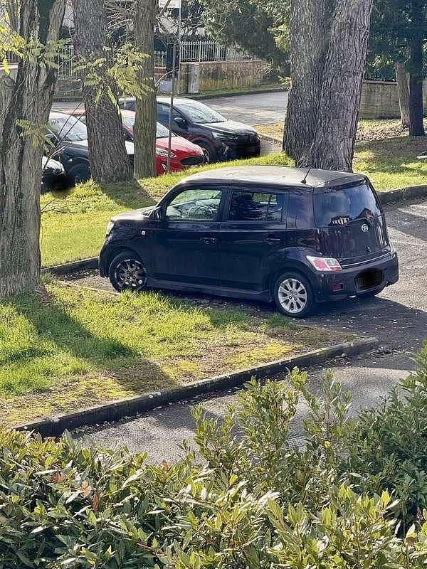 Usata Daihatsu Materia HIRO 103 CV (75 kW) 2009 Monovolume