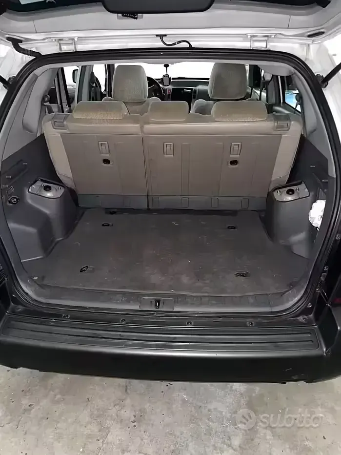 Usata Hyundai Tucson 141 CV (103 kW) 2005 Grigio SUV