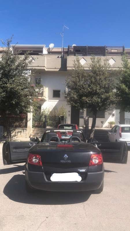 Nero Usata 2007 Renault Mégane Cabriolet Exception Cabrio | 3499 € (Buon prezzo) - Immagine 1/4