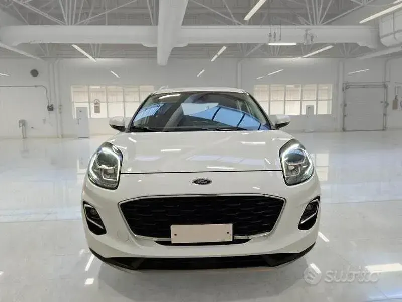 Usata Ford Puma Titanium 120 CV (88 kW) 2022 Bianco SUV