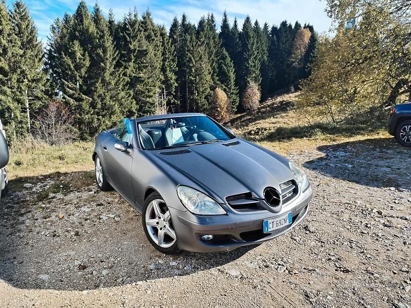Usata Mercedes SLK200 2004 Grigio Cabrio