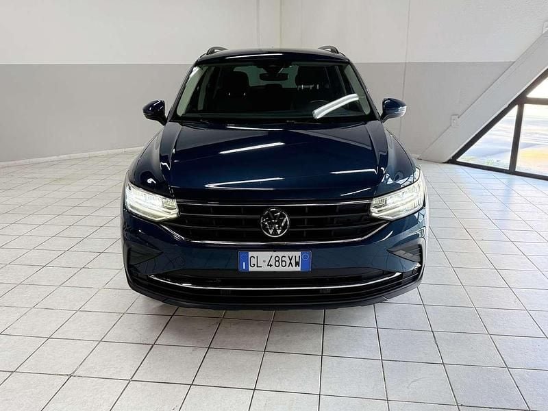 Usata VW Tiguan R-line 150 CV (110 kW) 2023 Verde SUV