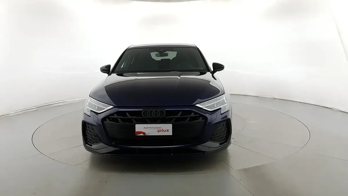 Usata Audi A3 S-Line 116 CV (85 kW) 2025 Blu navarra met Berlina
