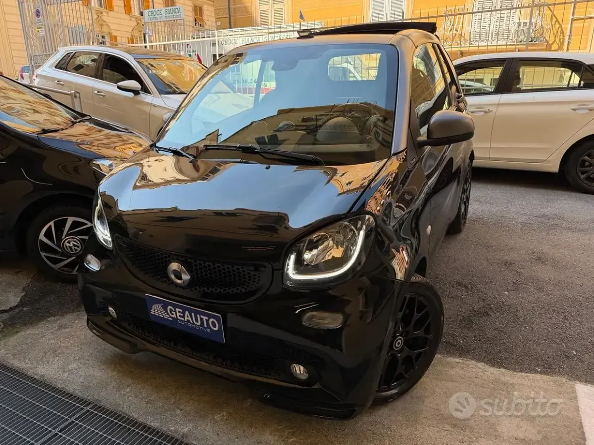 Usata Smart ForTwo Cabrio 90 CV (66 kW) 2019 Nero Cabrio