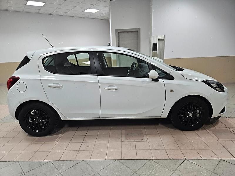 Usata Opel Corsa Edition 95 CV (69 kW) 2015 Bianco Utilitaria