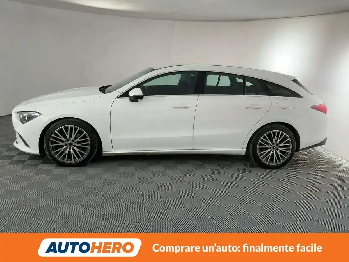 Usata Mercedes CLA180 Shooting Brake Executive 116 CV (85 kW) 2022 Bianco Station wagon