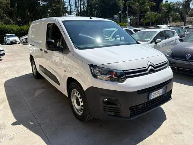 Usata Citroën Berlingo 130 CV (95 kW) 2020 Bianco Monovolume
