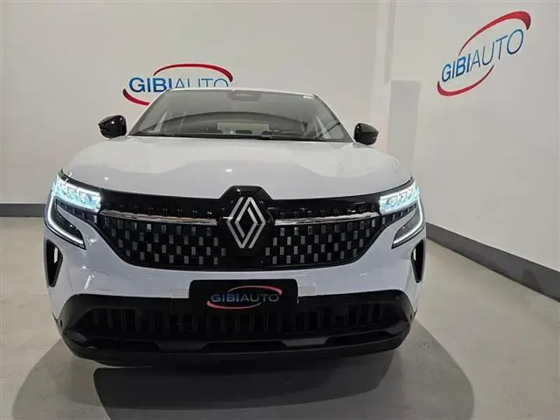 Usata Renault Austral Techno 200 CV (147 kW) 2023 Bianco SUV