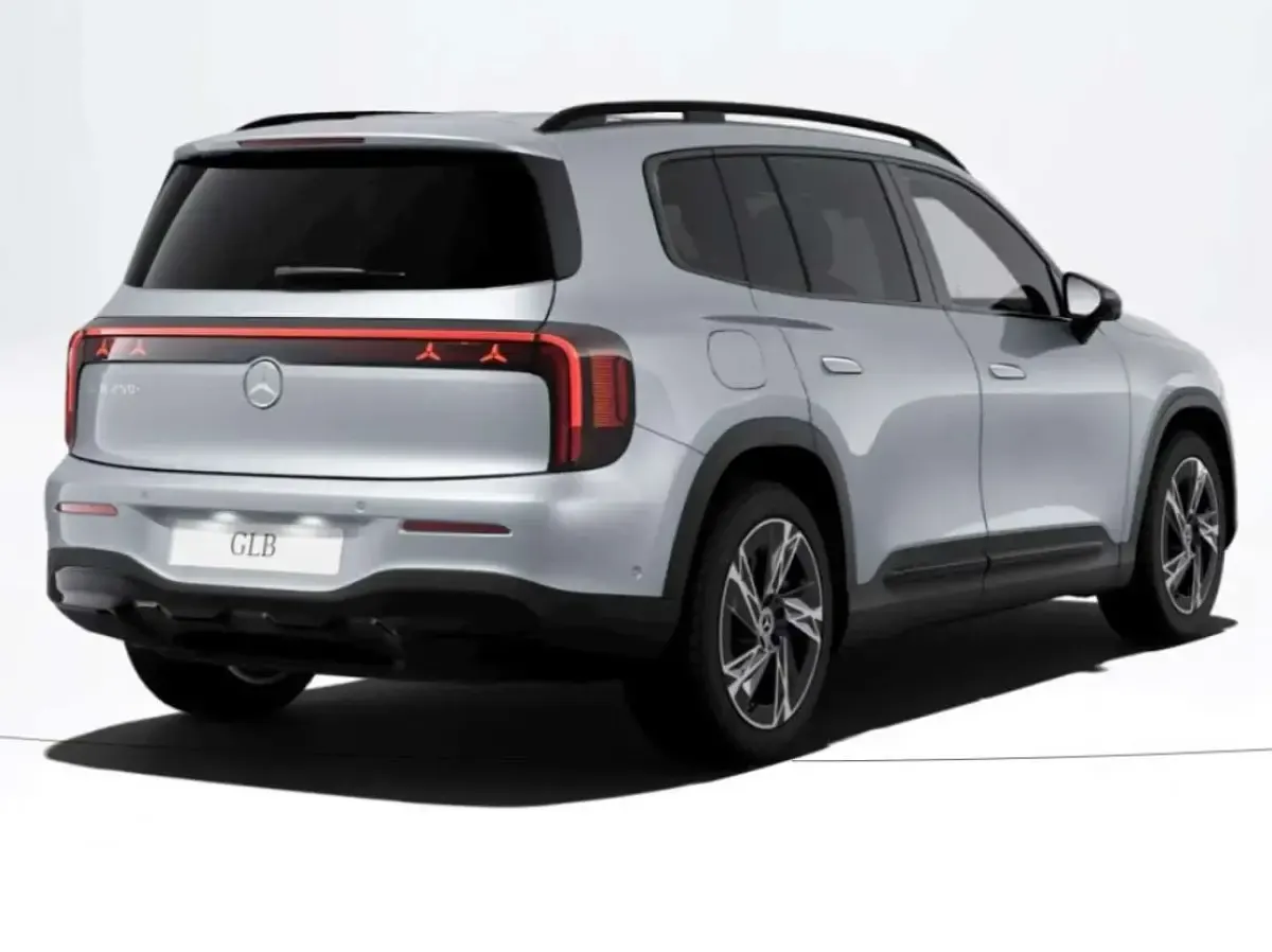 Nuova Mercedes GLB250 Advanced Plus 200 kW (272 CV) 2026 Argento SUV