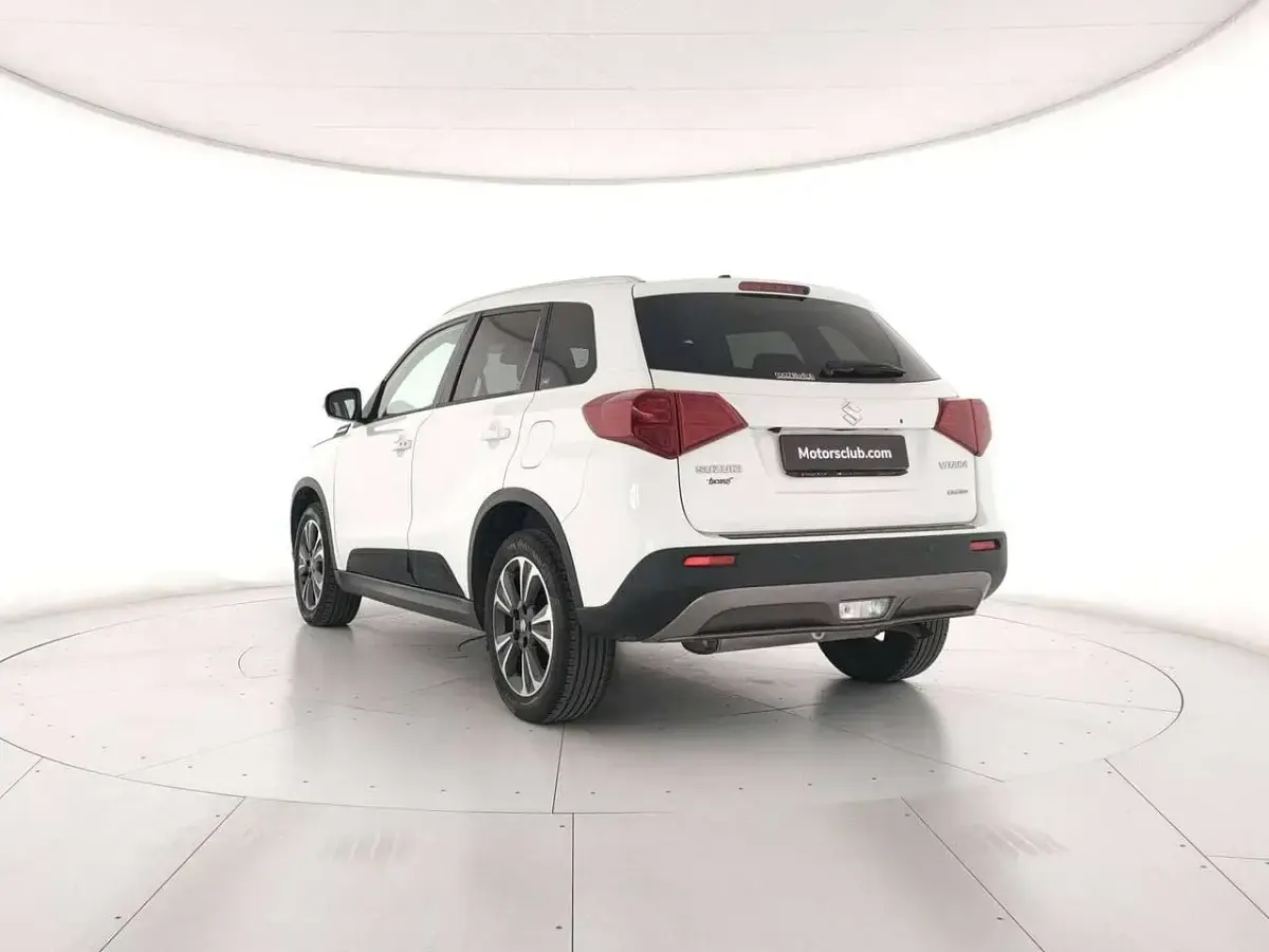 Usata Suzuki Vitara 140 CV (102 kW) 2019 Bianco SUV