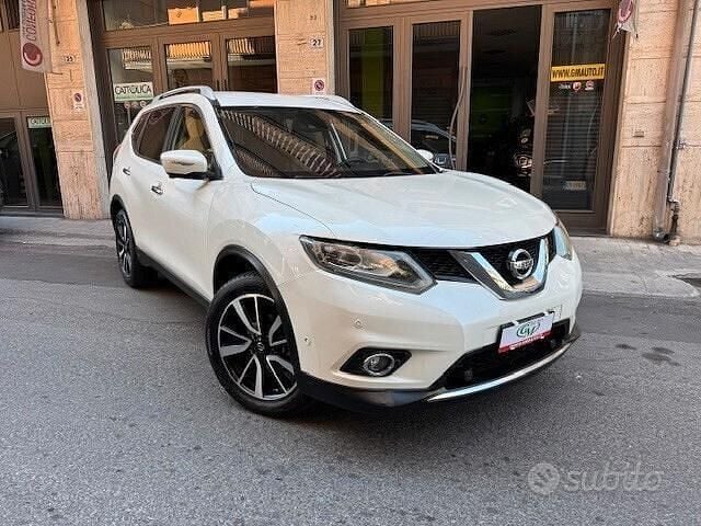 Bianco Usata 2015 Nissan X-Trail Tekna SUV | 8990 € (Ottimo prezzo) - Immagine 1/4