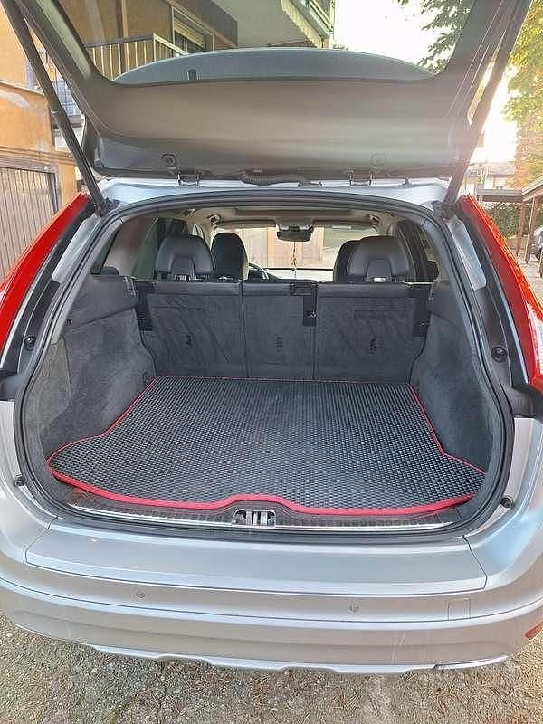 Usata Volvo XC60 Ocean Race 163 CV (119 kW) 2015 SUV