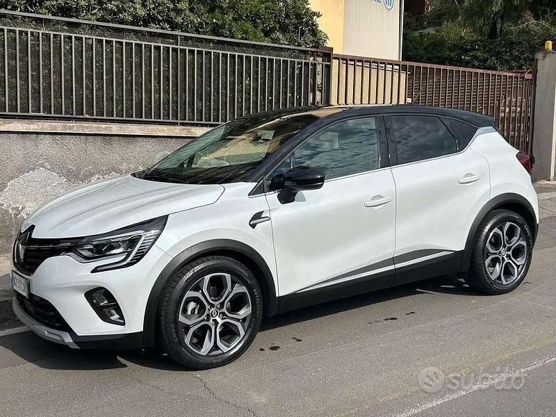 Usata Renault Captur Intens 94 CV (69 kW) 2022 SUV