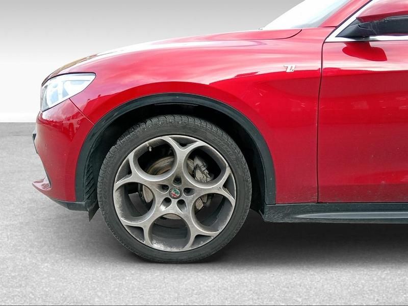 Usata Alfa Romeo Stelvio Ti 209 CV (153 kW) 2021 Rosso SUV