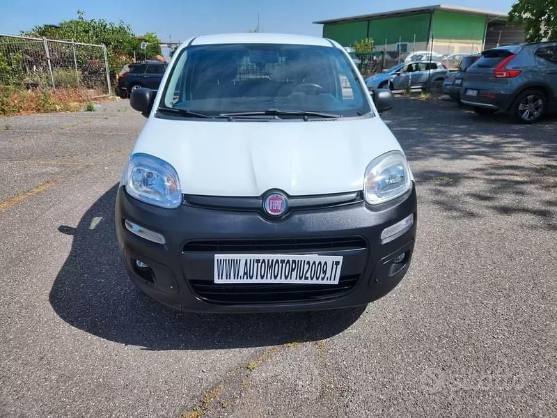 Usata Fiat Panda Easy 69 CV (50 kW) 2018 Bianco Utilitaria