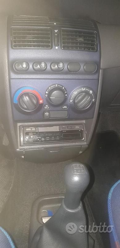 Usata Fiat Punto 82 CV (60 kW) 1999 Rosso Utilitaria