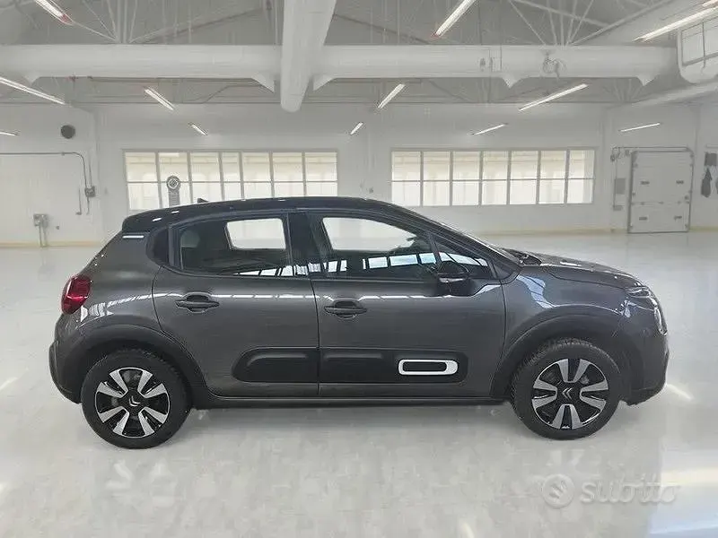 Usata Citroën C3 Shine 102 CV (75 kW) 2020 Grigio Utilitaria