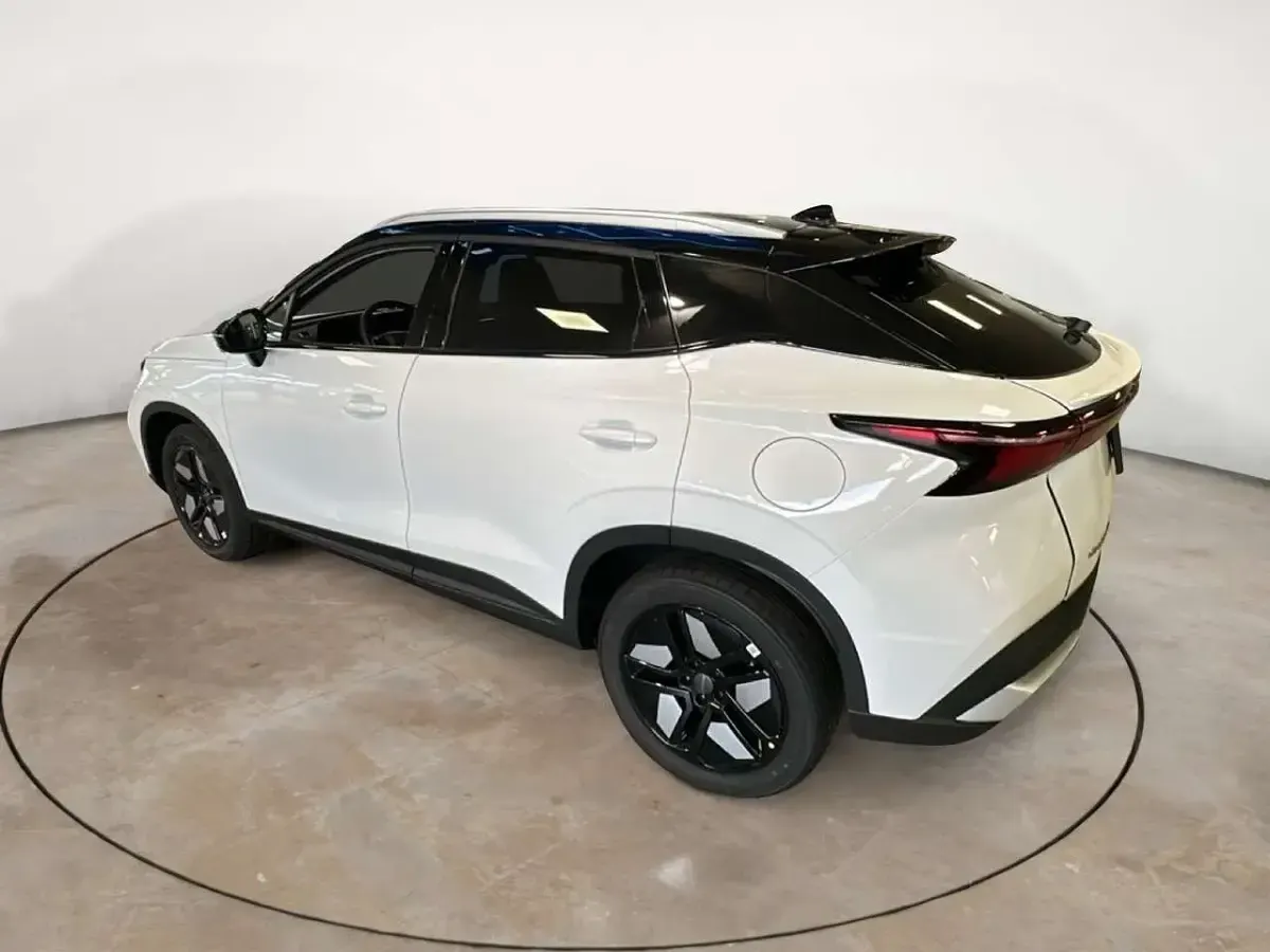 Nuova Omoda 5 147 CV (108 kW) 2026 Bianco SUV