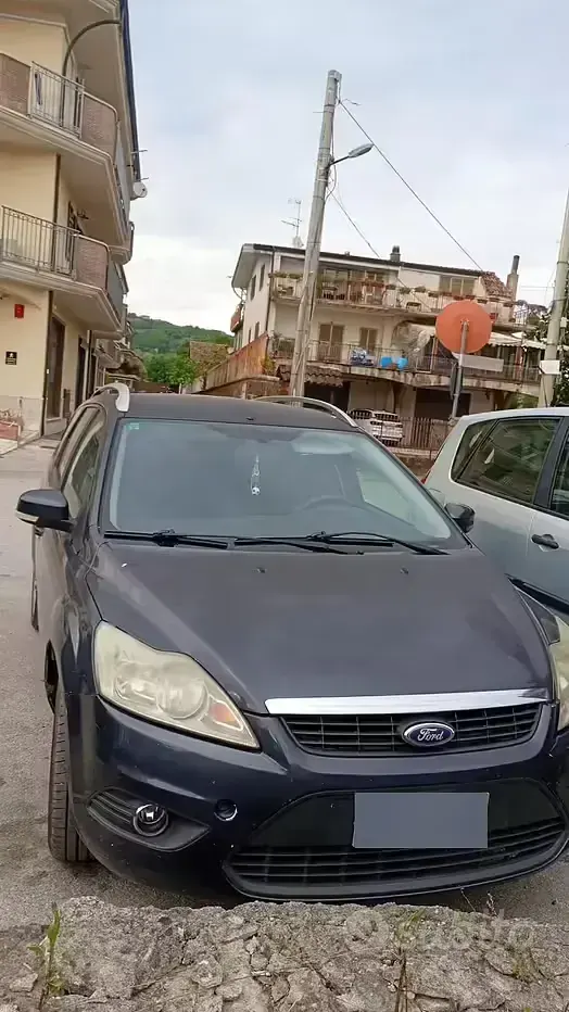 Usata Ford Focus 116 CV (85 kW) 2008 Grigio Station wagon