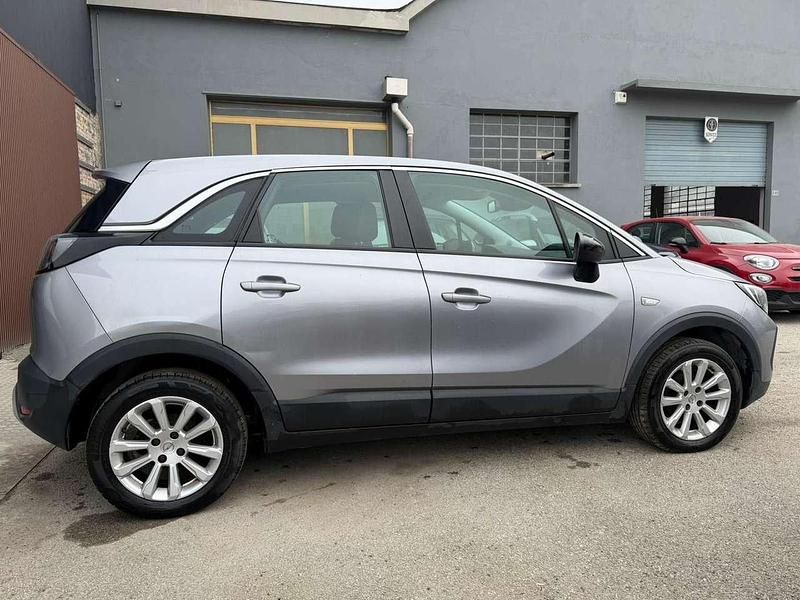 Usata Opel Crossland X Elegance 110 CV (80 kW) 2021 Argento SUV