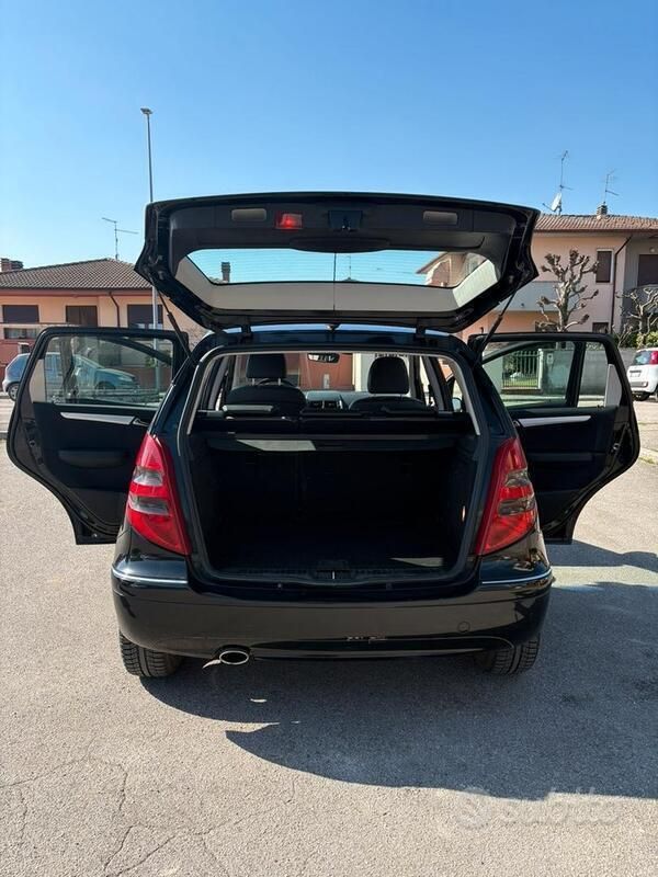Usata Mercedes A150 Avantgarde 95 CV (69 kW) 2007 Nero Monovolume
