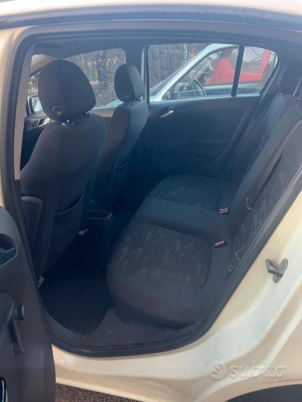 Usata Opel Corsa 2010 Grigio Utilitaria