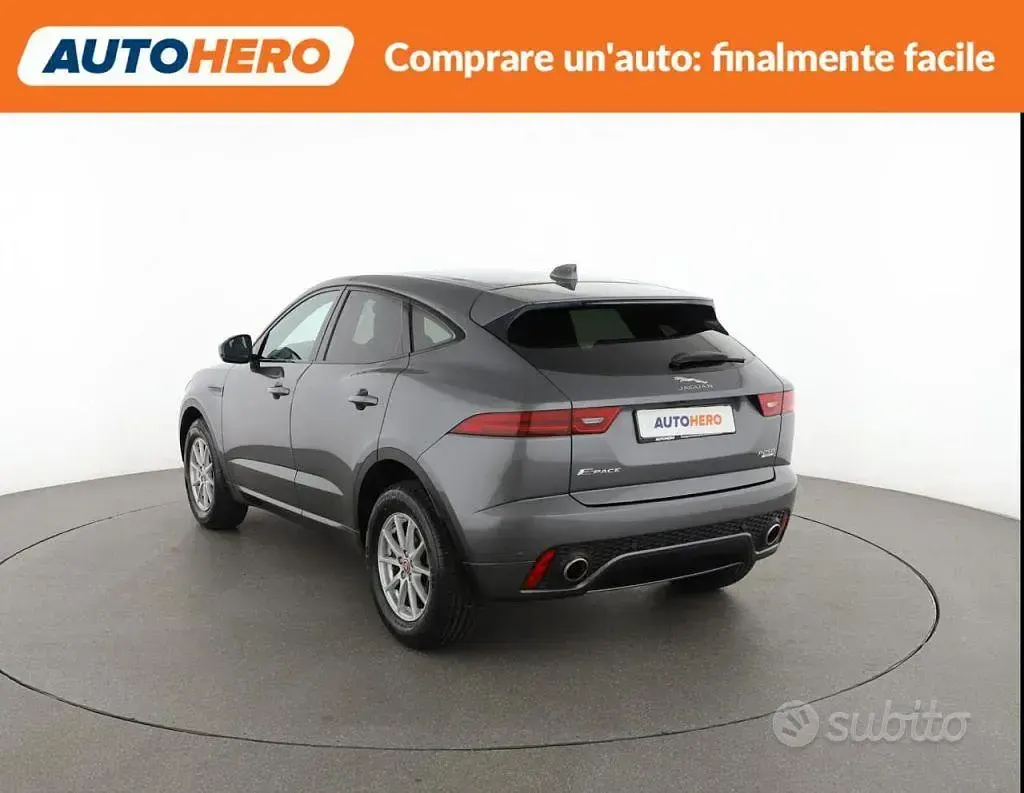 Usata Jaguar E-Pace 249 CV (183 kW) 2018 Grigio SUV