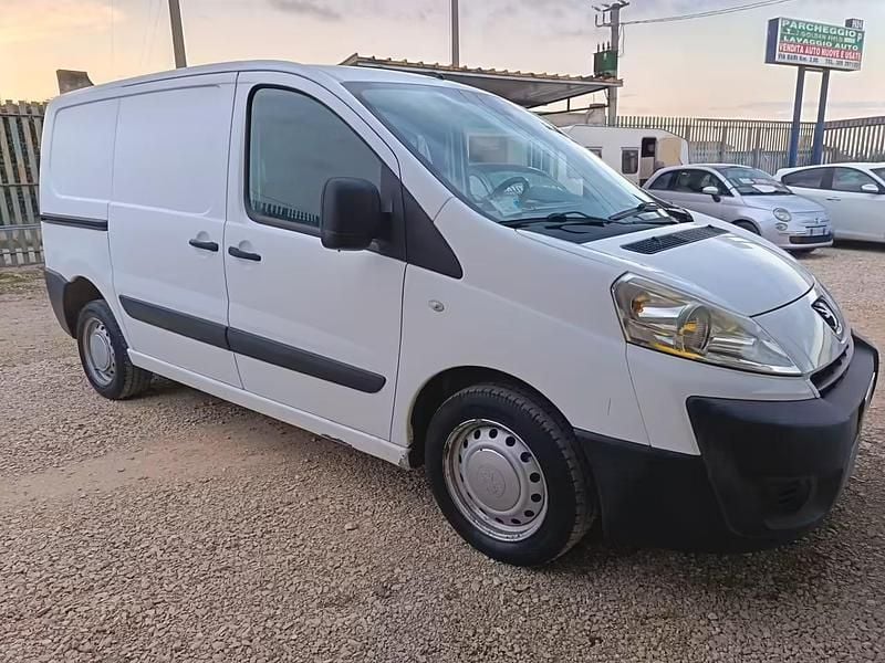 Usata Peugeot Expert 127 CV (93 kW) 2012 Bianco Furgone