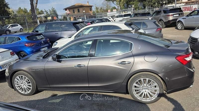 Usata Maserati Ghibli 275 CV (202 kW) 2014 Gray Berlina