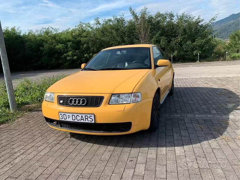 Usata Audi S3 210 CV (154 kW) 1999 Giallo Utilitaria