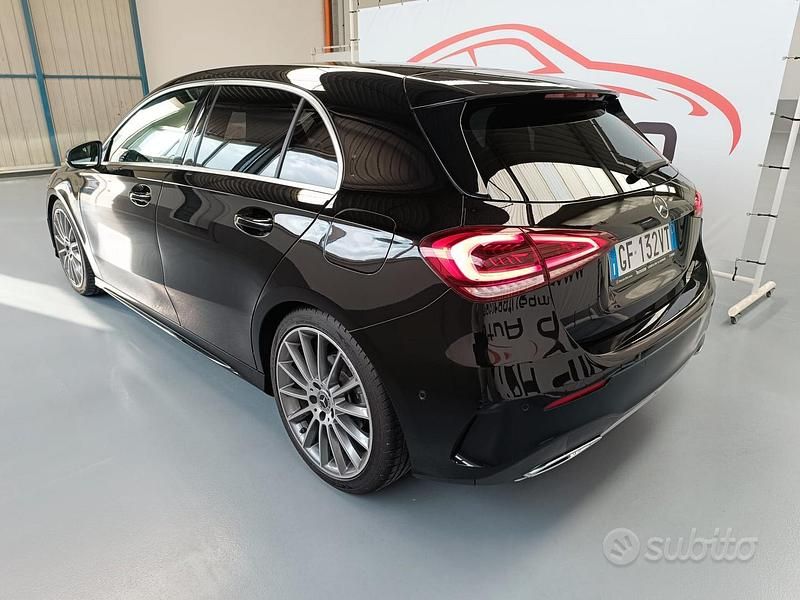Usata Mercedes A180 Premium 116 CV (85 kW) 2021 Nero Berlina