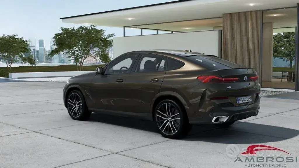 Nuova BMW X6 M Sport 286 CV (210 kW) 2025 Marrone SUV