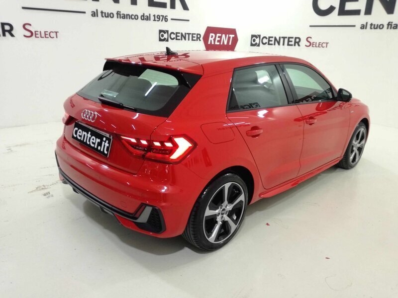 Usato 2022 Audi A1 Sportback 1.0 Benzin 95 CV (24.000 €)