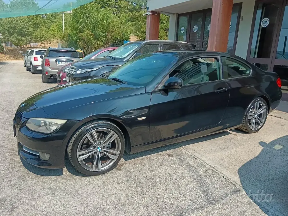 Usata BMW 320 184 CV (135 kW) 2012 Nero Coupé