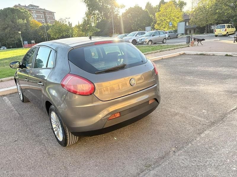 Usata Fiat Bravo Dynamic 120 CV (88 kW) 2007 Marrone Utilitaria