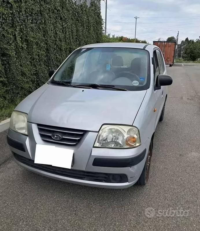 Usata Hyundai Atos Prime 59 CV (43 kW) 2004 Grigio Utilitaria