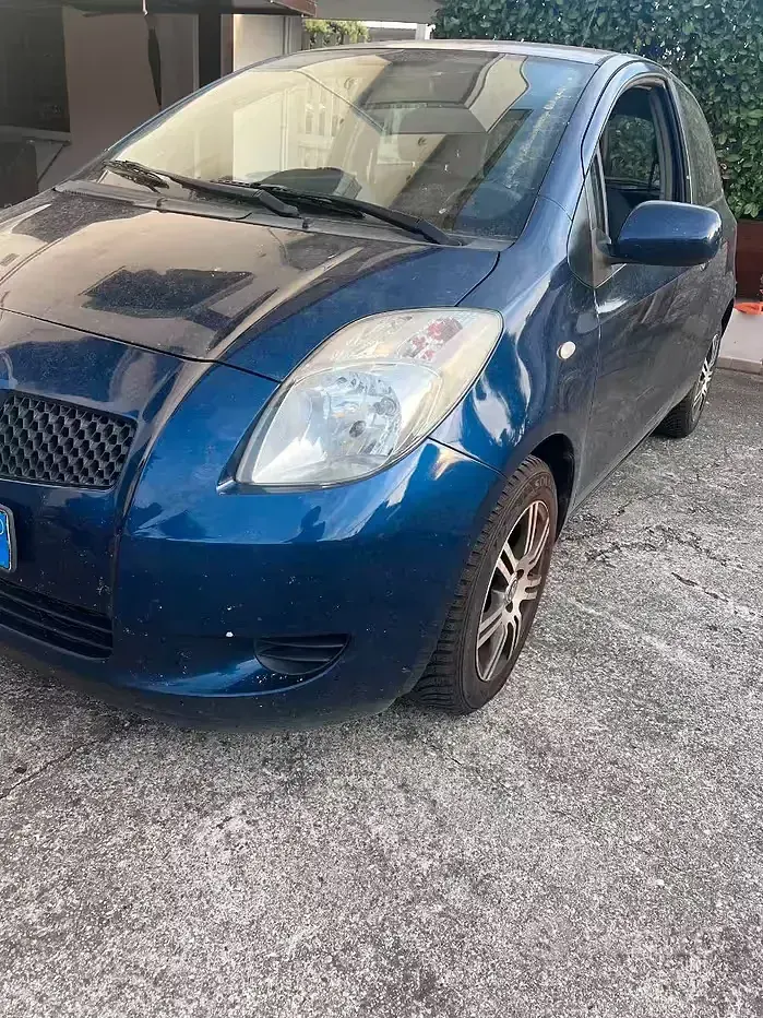 Usata Toyota Yaris 69 CV (50 kW) 2006 Utilitaria