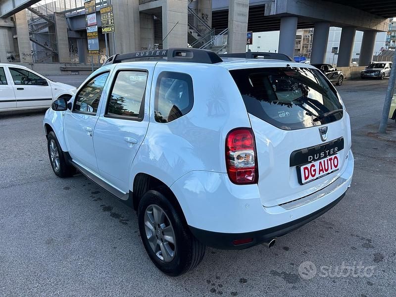 Usata Dacia Duster 109 CV (80 kW) 2015 Bianco SUV
