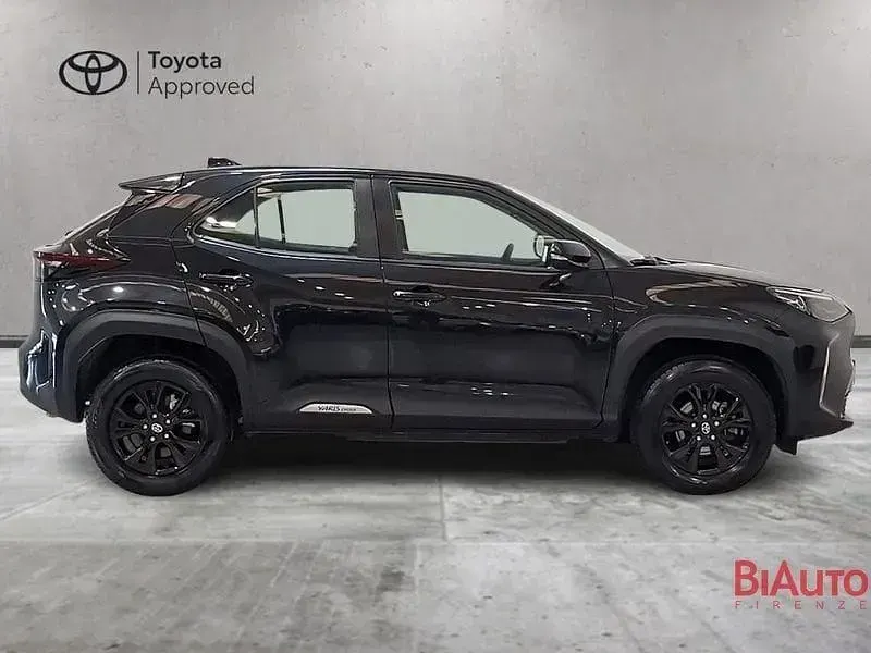 Usata Toyota Yaris Cross Active 116 CV (85 kW) 2022 Black met SUV
